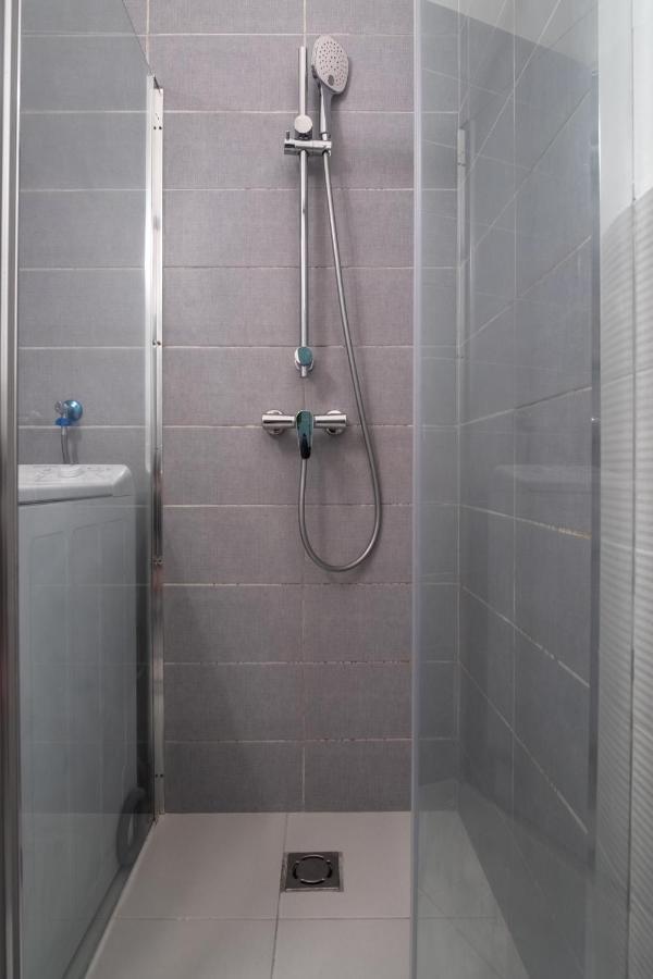 부다페스트 Very Central 1-Br Apt With Patio 아파트 외부 사진