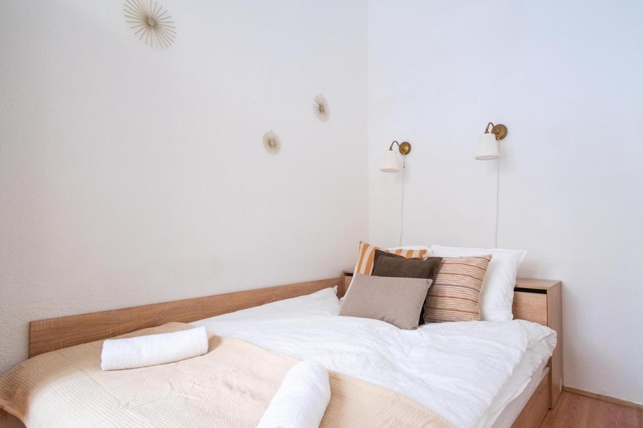 부다페스트 Very Central 1-Br Apt With Patio 아파트 외부 사진