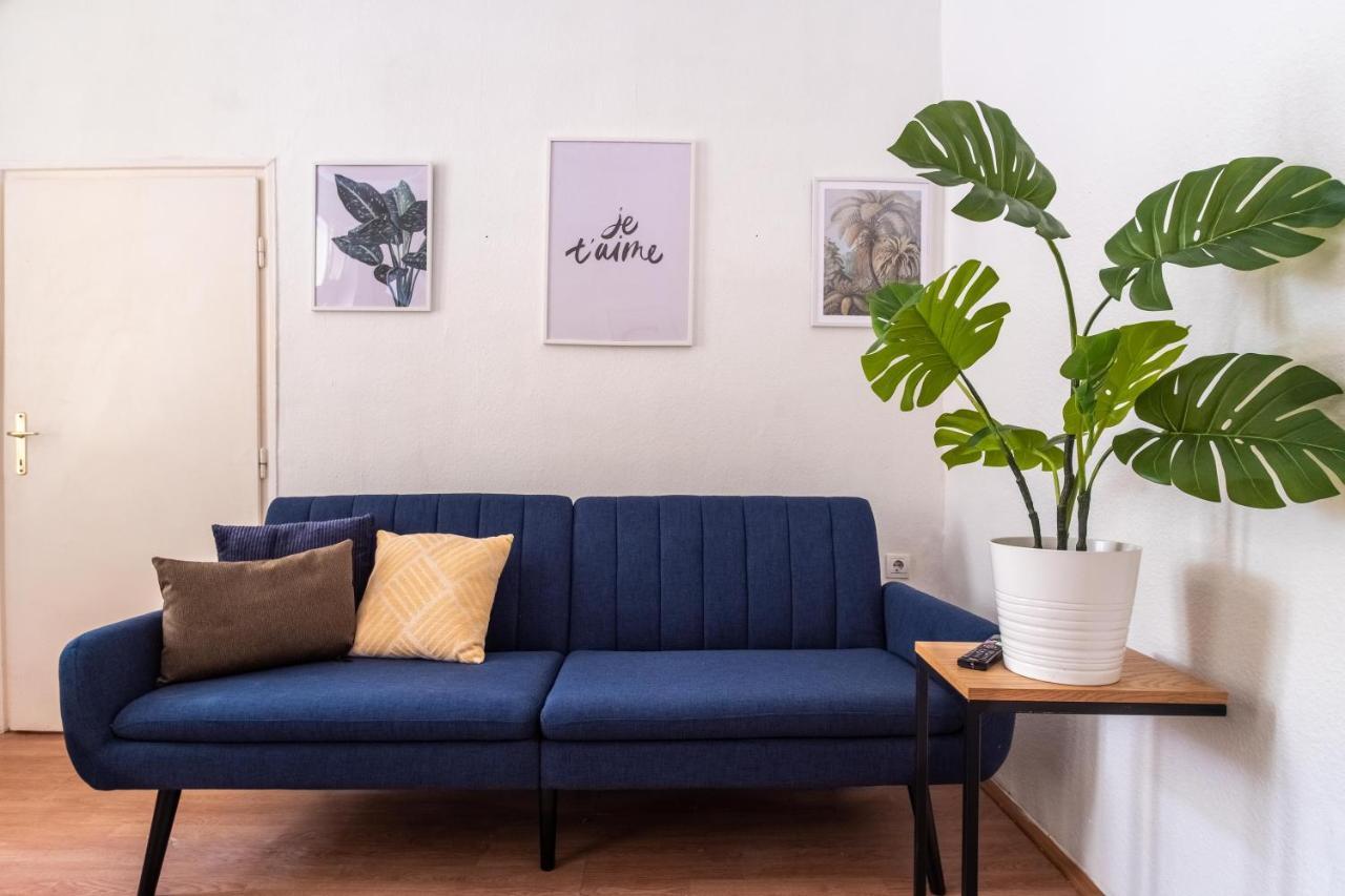 부다페스트 Very Central 1-Br Apt With Patio 아파트 외부 사진